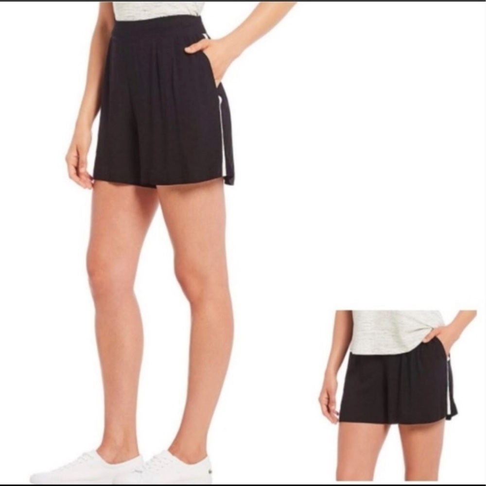 EUC Gibson + Latimer Plus Size 1X Black Elastic Waist Shorts with Pockets